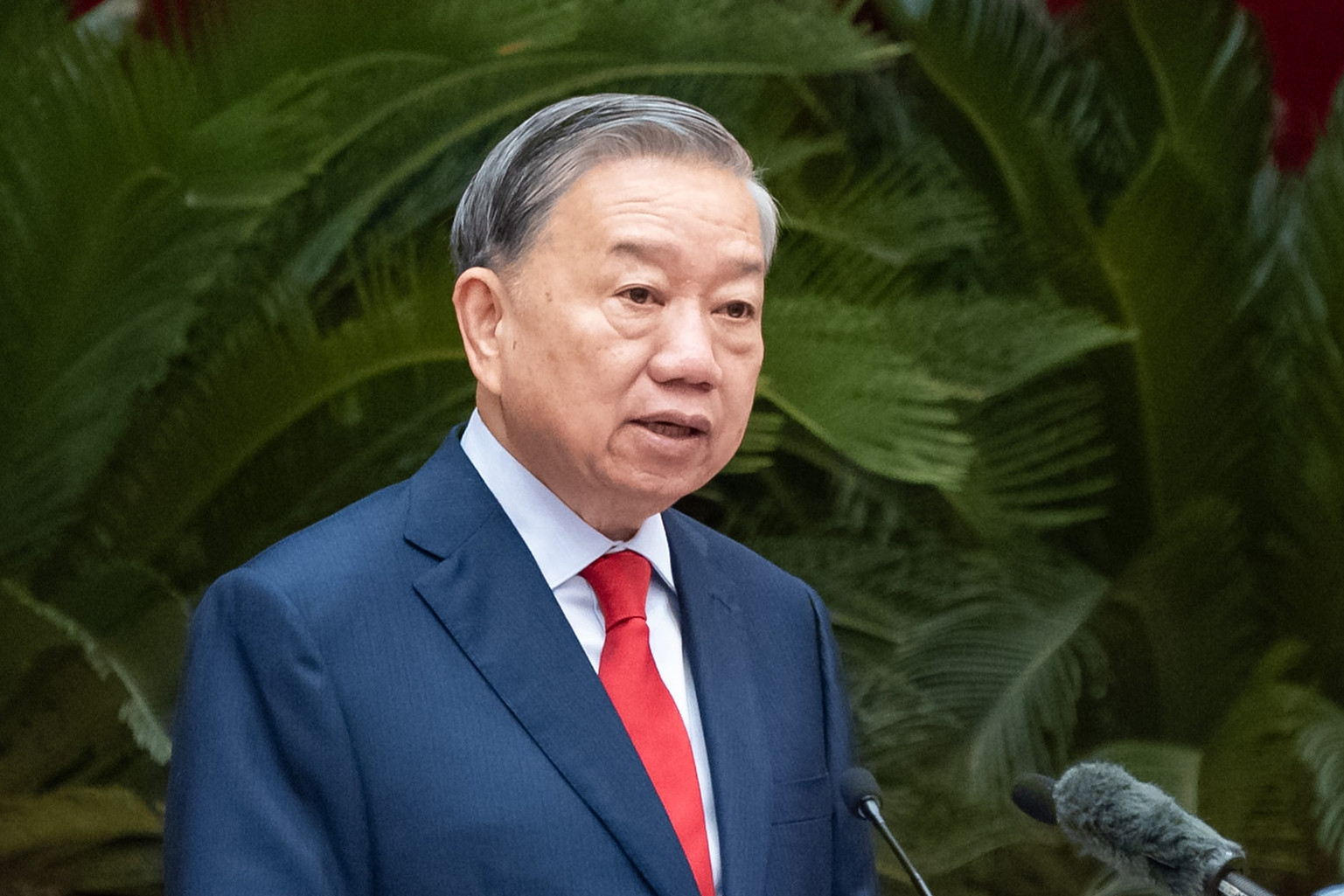 Tổng Bí thư: Nhân sự chủ chốt của bộ máy nhà nước phải được xem xét thật kỹ