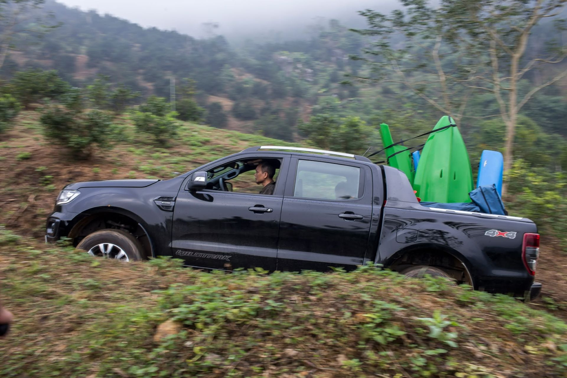 anh 4  xe anh Tuyen.jpg