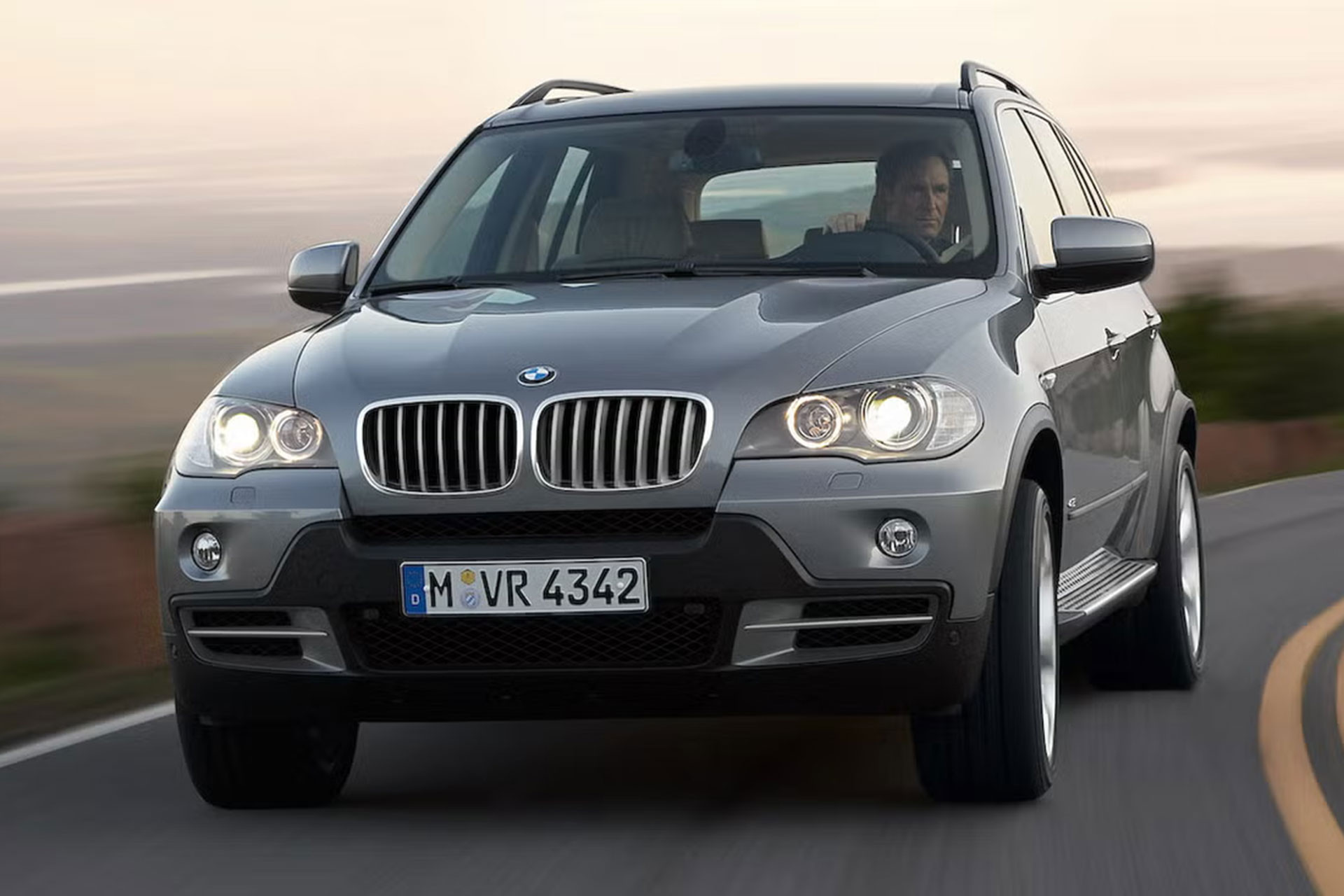 BMW X5 xDrive50i N63.jpg