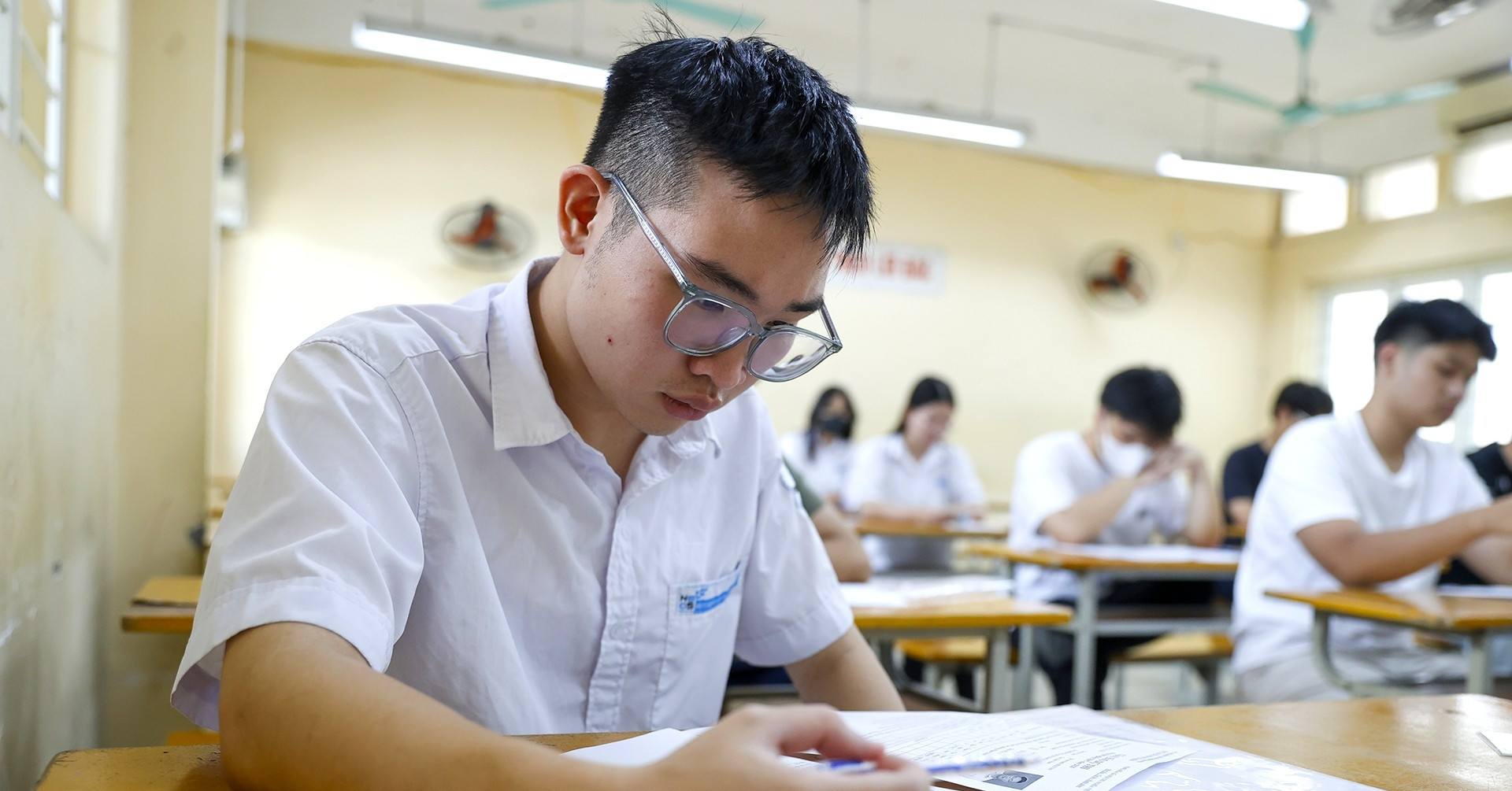 Đề thi thử tốt nghiệp THPT môn Vật lý năm 2026 kèm đáp án