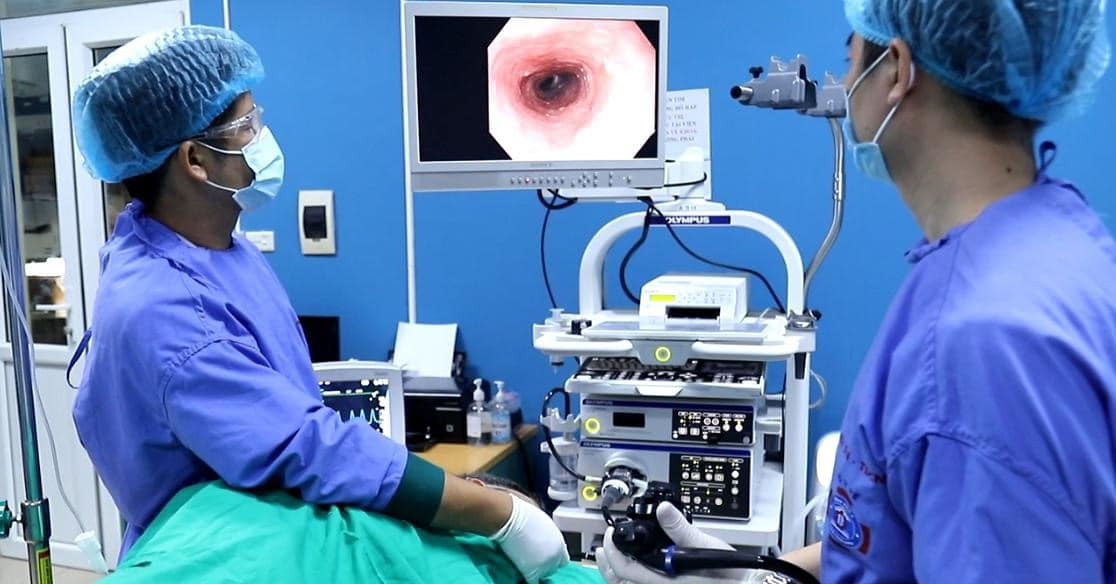 Nghĩ mệt mỏi do áp lực, nhiều người trẻ sững sờ khi phát hiện ung thư