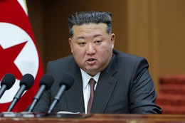 Ông Kim Jong Un cảnh báo Hàn Quốc, nói Triều Tiên sẽ luôn sở hữu vũ khí hạt nhân