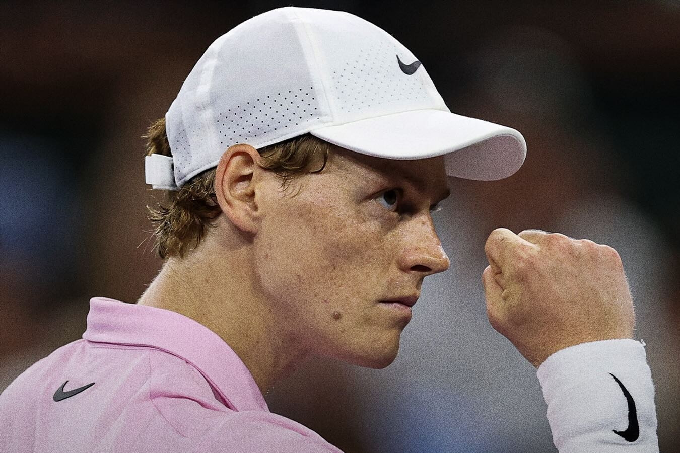 Sinner lập kỳ tích Masters 1000, vào tứ kết Miami Open