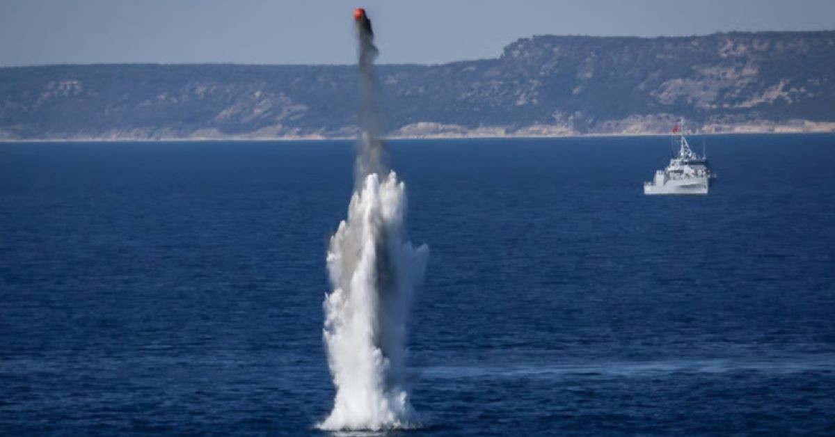 Thủy lôi EM-52 và Maham Iran công nghệ tiên tiế...