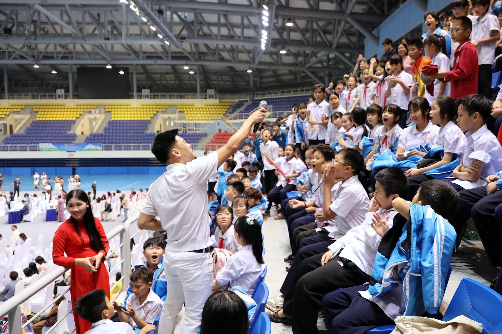 Toyota Việt Nam tiếp tục lan tỏa văn hóa giao thông cho học sinh tiểu học