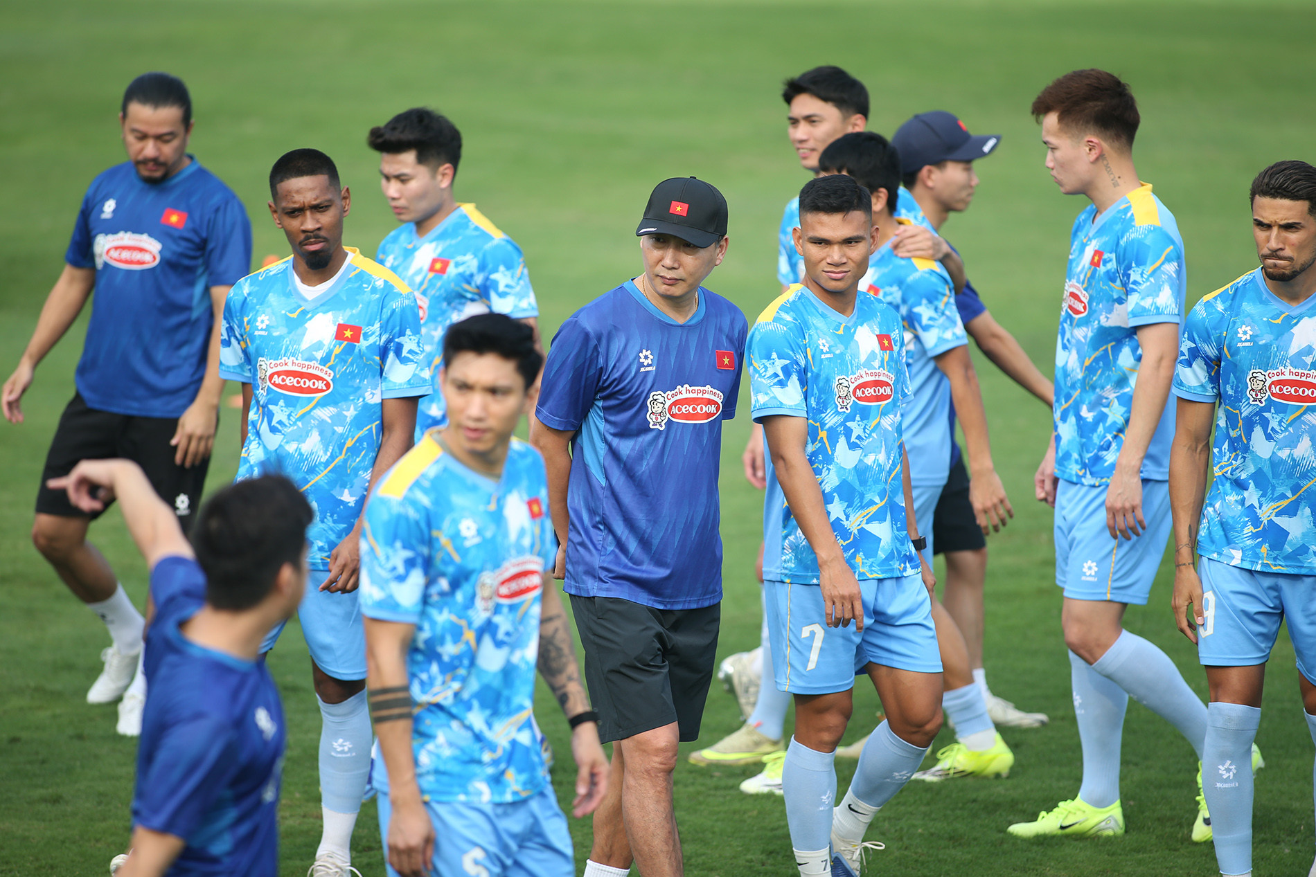 tuyen viet nam 2.JPG