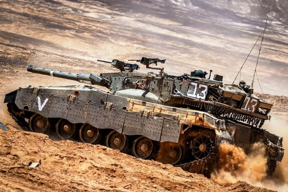 Xe tăng Karrar Iran hỏa lực tầm xa 'đụng độ' Merkava 4 Barak Israel mắt thần AI