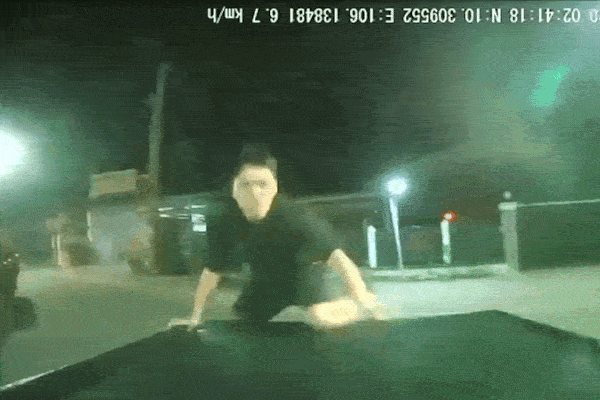 Điều tra vụ rượt đuổi, đánh người, đập phá ô tô do mâu thuẫn mua bán sầu riêng