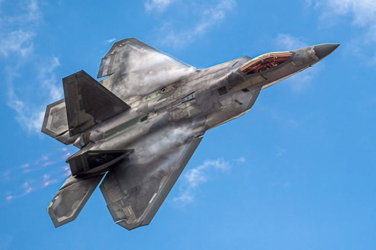 F 22 Raptor 1.jpg