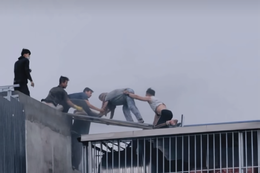 Leo qua 'lằn ranh sinh tử', nhân chứng kể phút giải cứu 7 người trong đám cháy