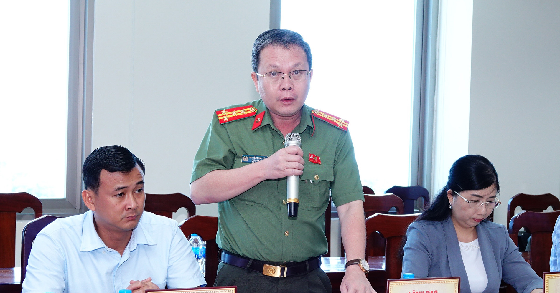 Phó giám đốc công an thông tin vụ tàu 4.000 tấn vướng dây điện ở kênh Chợ Gạo