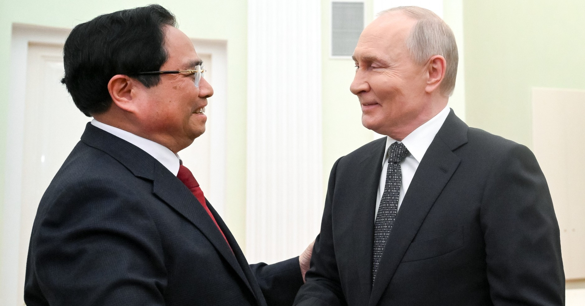 Thủ tướng Phạm Minh Chính hội kiến Tổng thống Nga Vladimir Putin