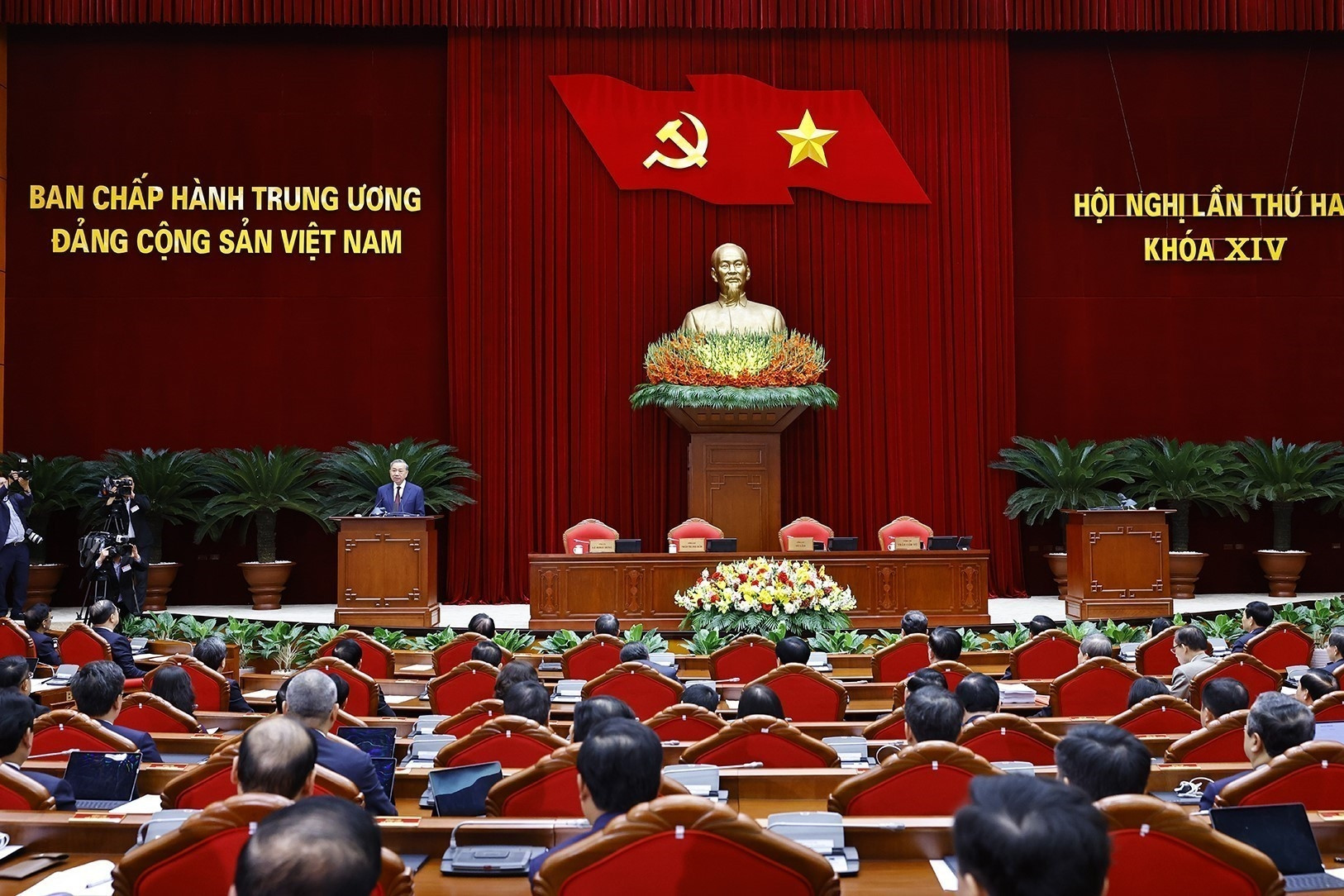 Tổng Bí thư: Thiết kế, cải tiến thể chế đủ chặt chẽ để 'không thể' tham nhũng