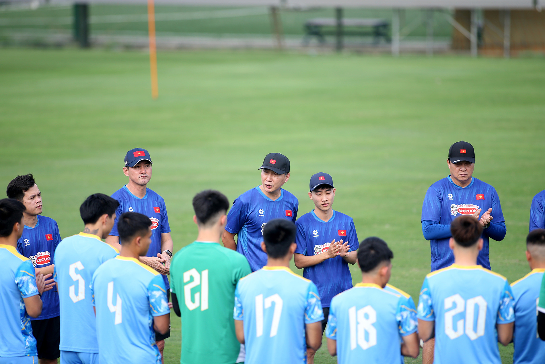 tuyen viet nam 3.JPG