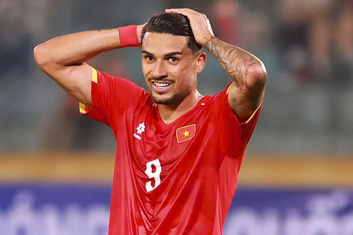  Hoàng Hên kém duyên trong chiến thắng 3 sao của tuyển Việt Nam 