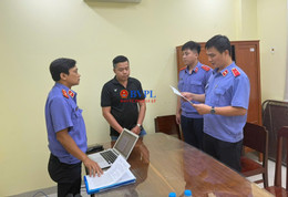 khoi to vu nu sinh vinh long.jpg