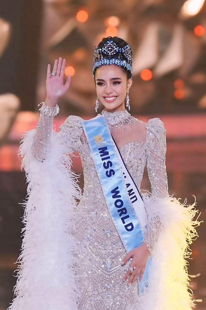 Miss World Vietnam 001.jpg