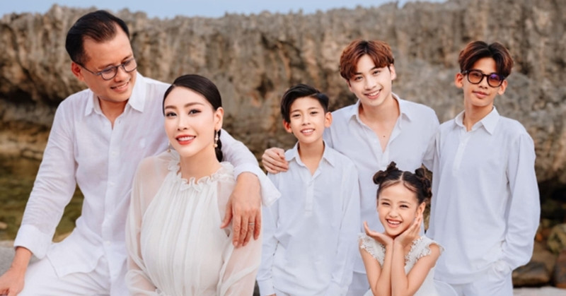 Nữ nghệ sĩ nào đông con nhất showbiz Việt hiện nay?