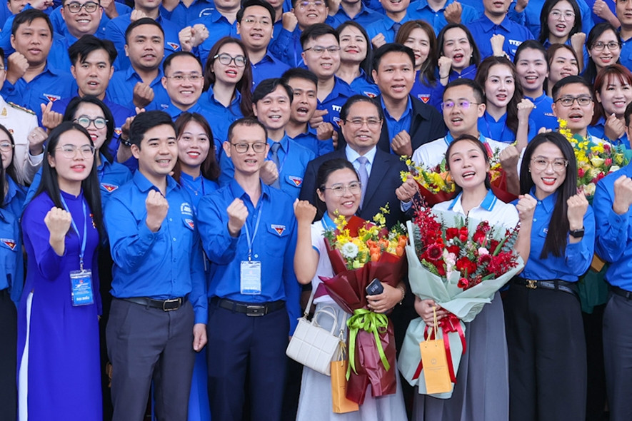  Thủ tướng: Đoàn viên, thanh niên hăng hái đi đầu thực hiện '6 tiên phong' 