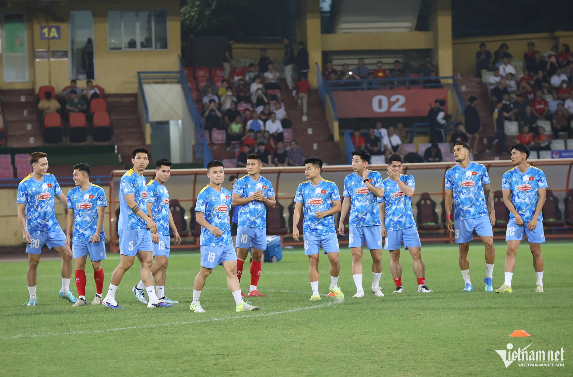 W-tuyen viet nam 1.jpeg