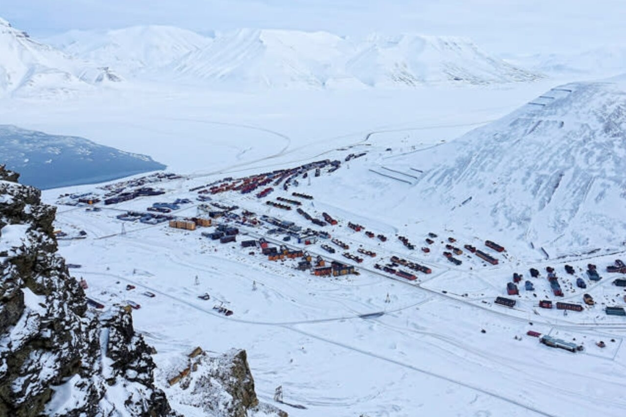 Bí ẩn thị trấn ‘cấm cái chết’: Người hấp hối phải rời đi cách 2.000km