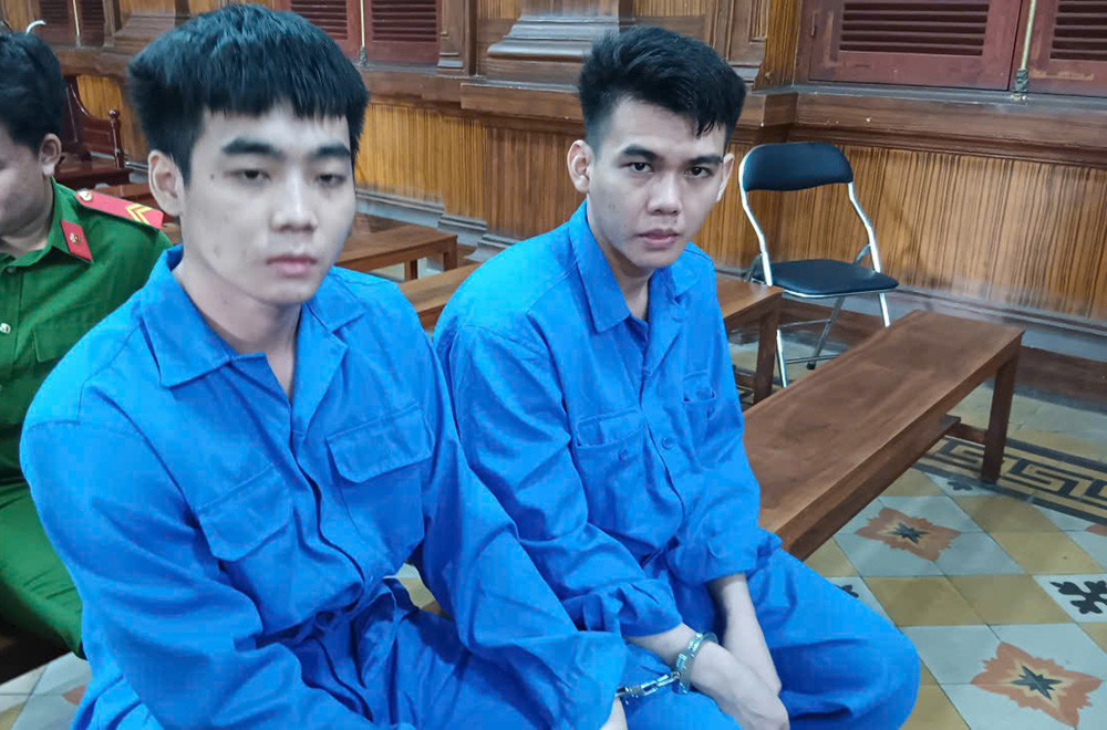 Bị 4 thanh niên xâm hại, bé gái 12 tuổi mang thai