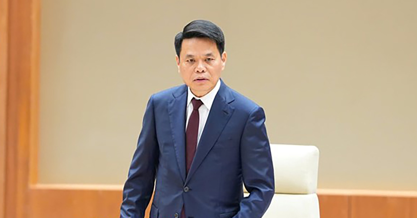 Chủ tịch TP Hải Phòng yêu cầu cắt giảm 50% thời gian giải quyết thủ tục hành chính