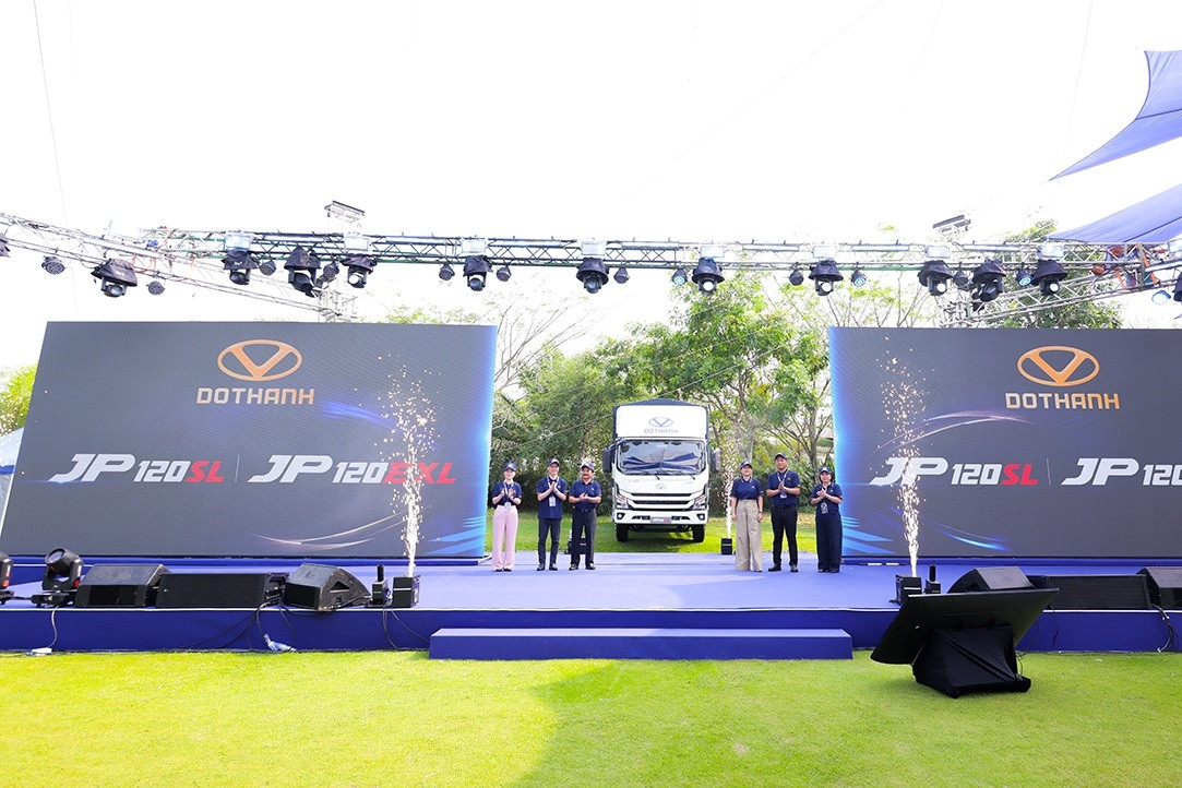 DoThanh Auto ra mắt 2 mẫu xe tải chiến lược DoThanh JP