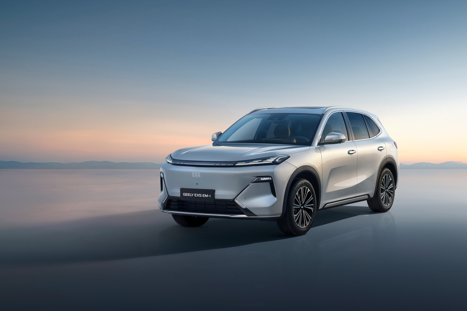 Lợi thế vượt trội của PHEV và Geely EX5 EM-i