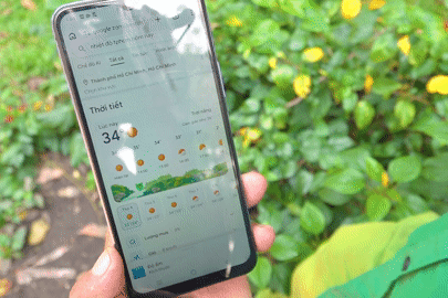 Người lao động tại TPHCM chật vật mưu sinh dưới thời tiết nắng nóng gay gắt