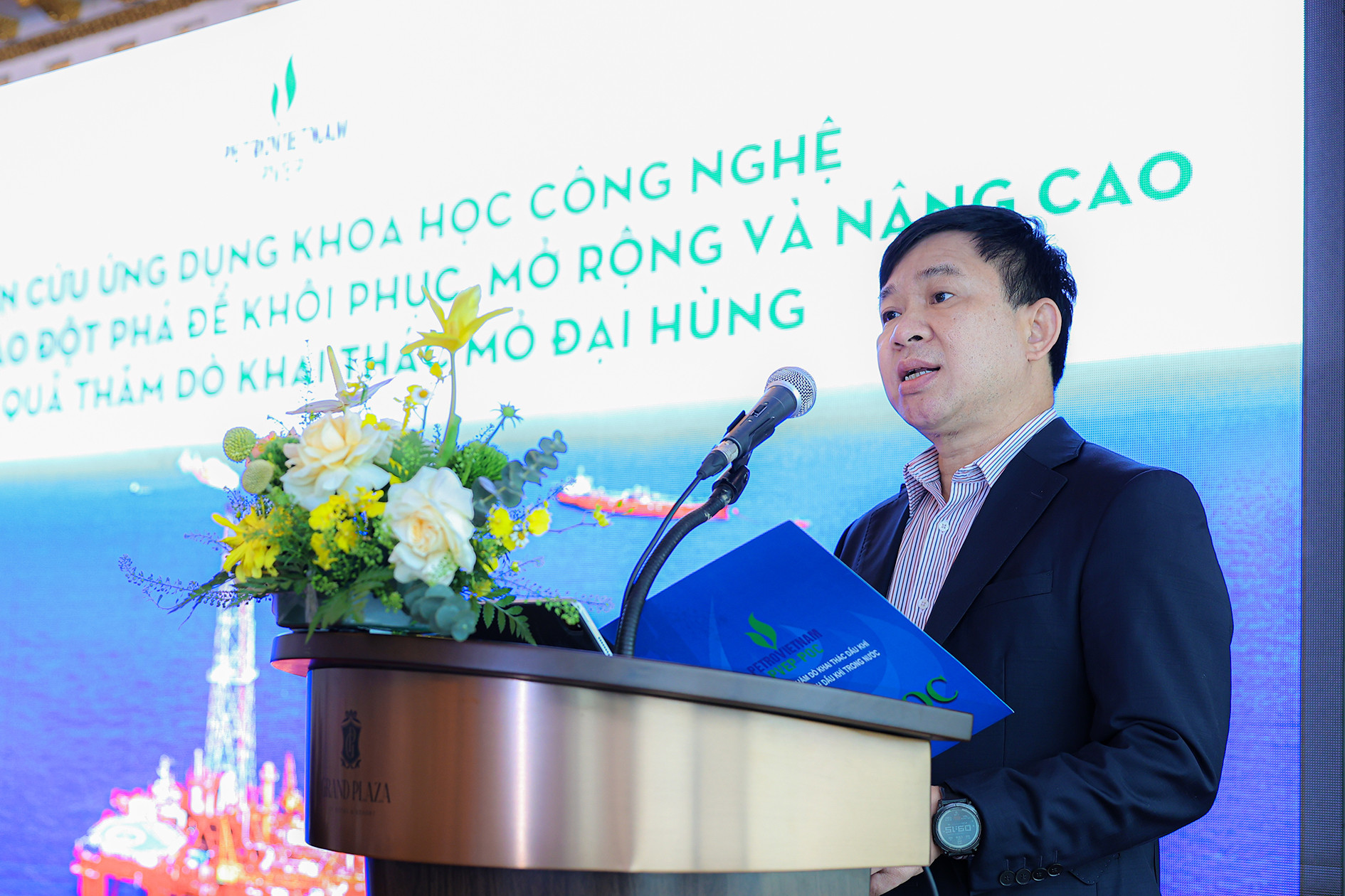 Nguyen Thien bao.jpg