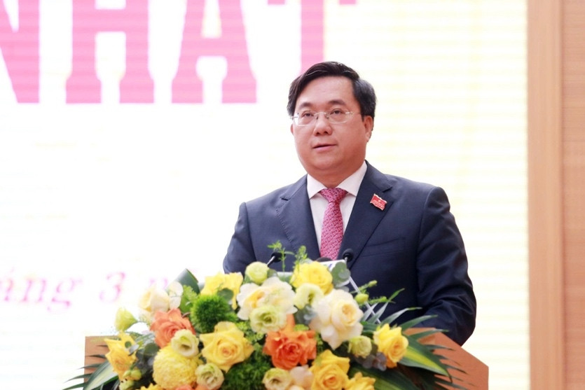  Ông Trần Duy Đông tái đắc cử Chủ tịch UBND tỉnh Phú Thọ 