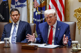 Ông Trump kéo dài lệnh dừng tấn công cơ sở năng lượng Iran, hé lộ quà của Tehran