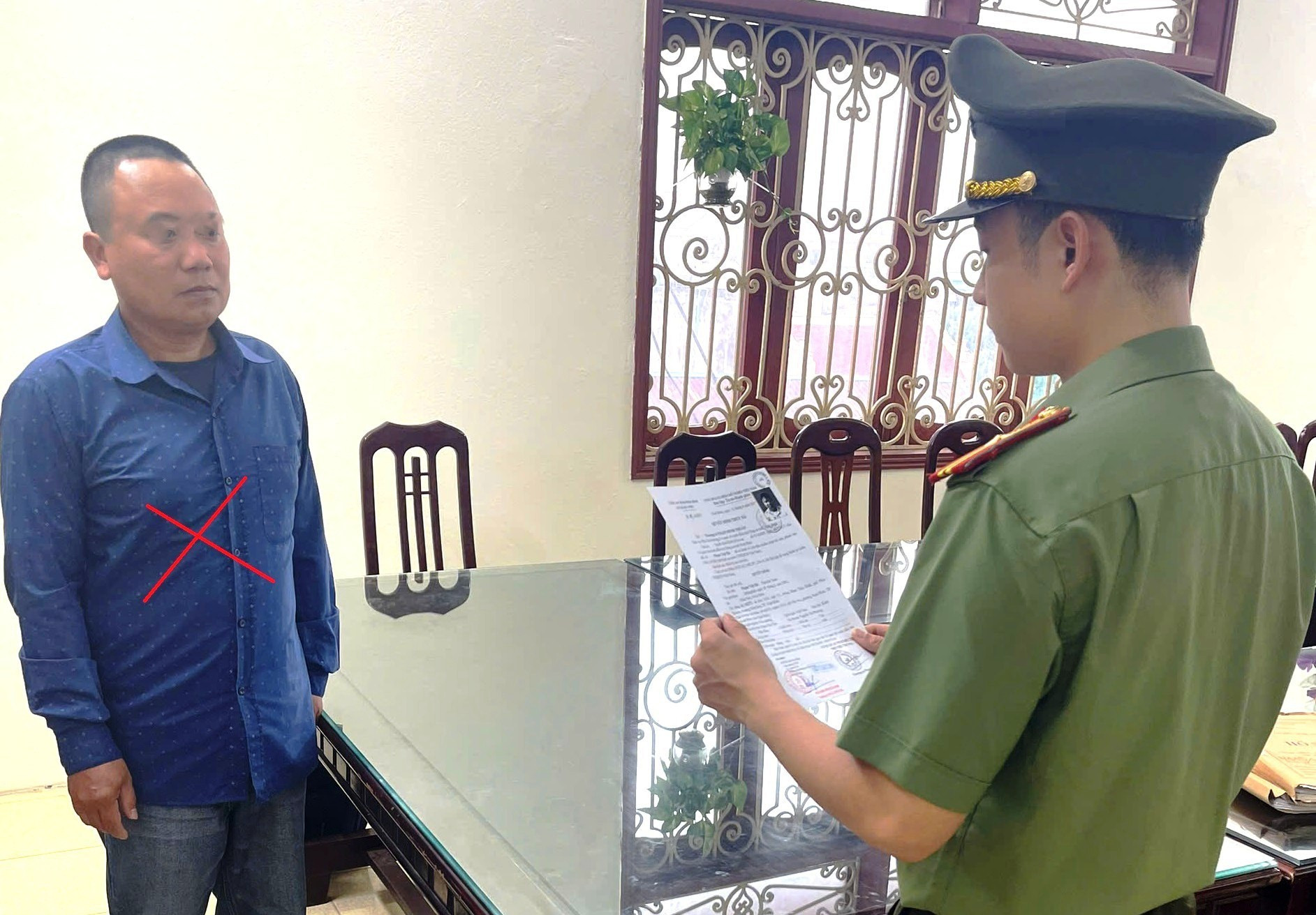 Phạm Việt Hà.jpg