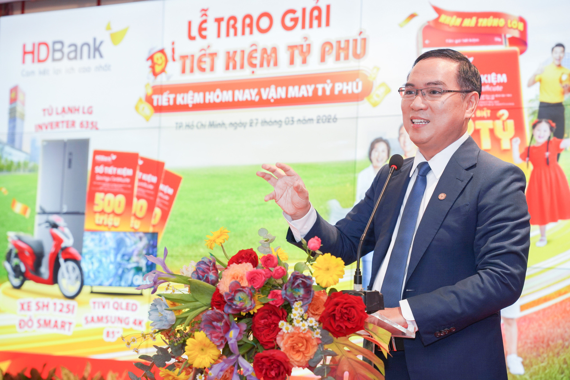 3. P.TGĐ Đàm Thế Thái gửi lời cảm ơn và chúc mừng đến Khách hàng .jpeg