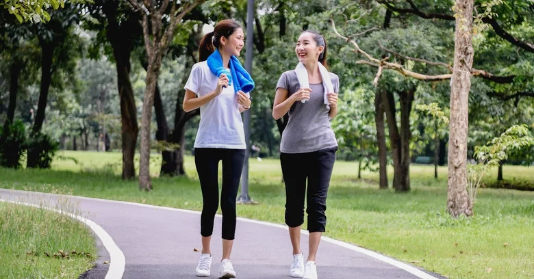 Bác sĩ chỉ ra loạt sai lầm của nhiều người đi bộ mỗi ngày vẫn không khỏe