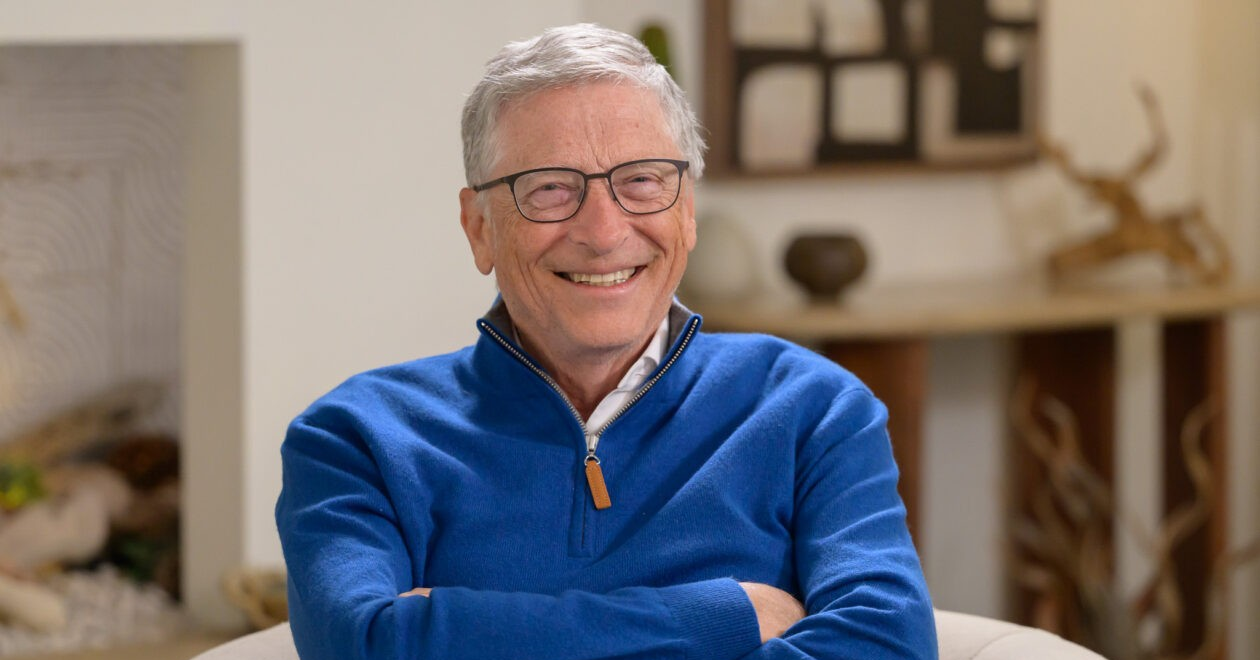 Bill Gates điểm tên 3 ngành nghề "miễn nhiễm" trước làn sóng sa thải vì AI