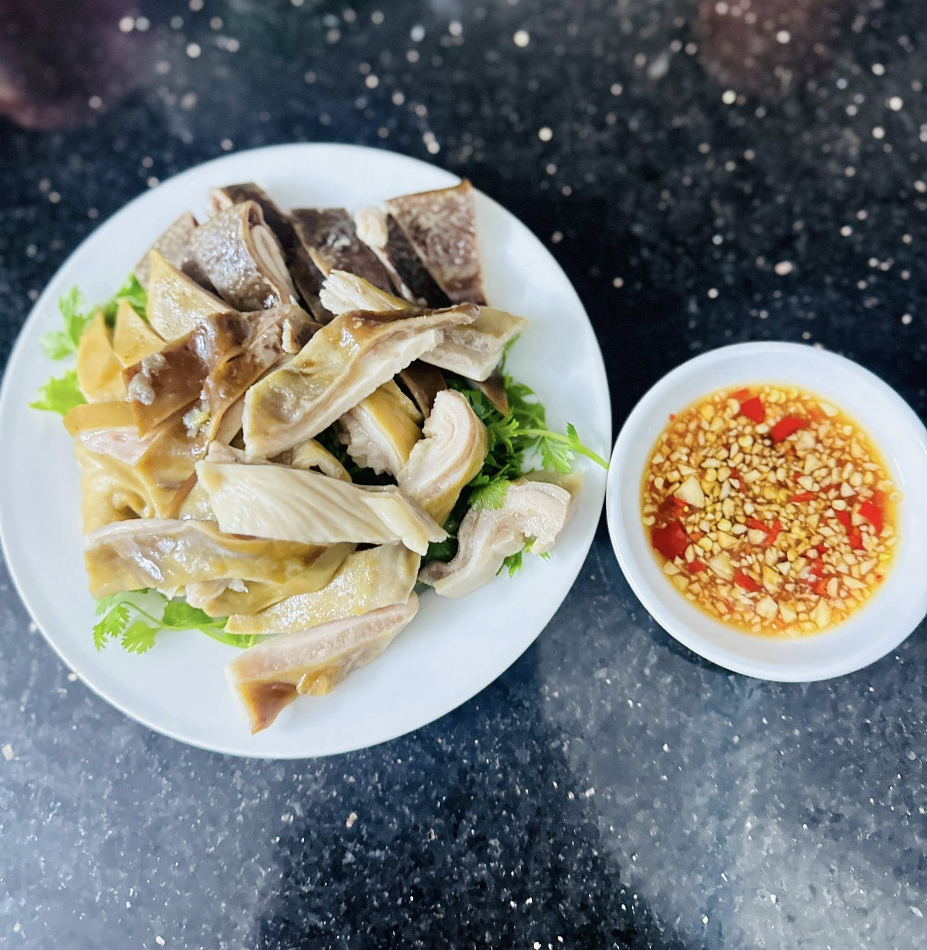 dạ dày luộc   hà nguyễn.png