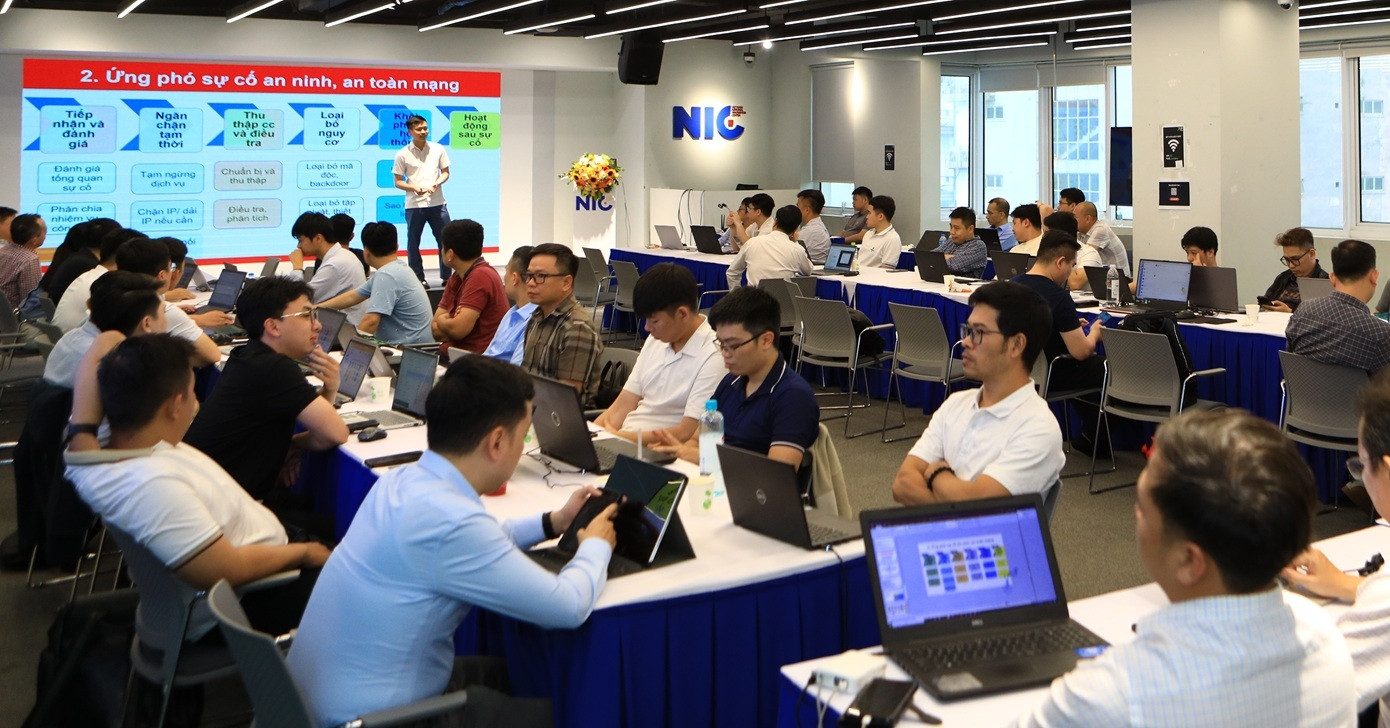 Đưa cán bộ chuyển đổi số lên "thao trường" thực chiến an ninh mạng