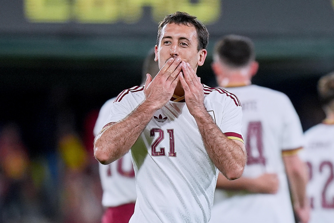  Lamine Yamal bị lu mờ, Tây Ban Nha vẫn đại thắng 