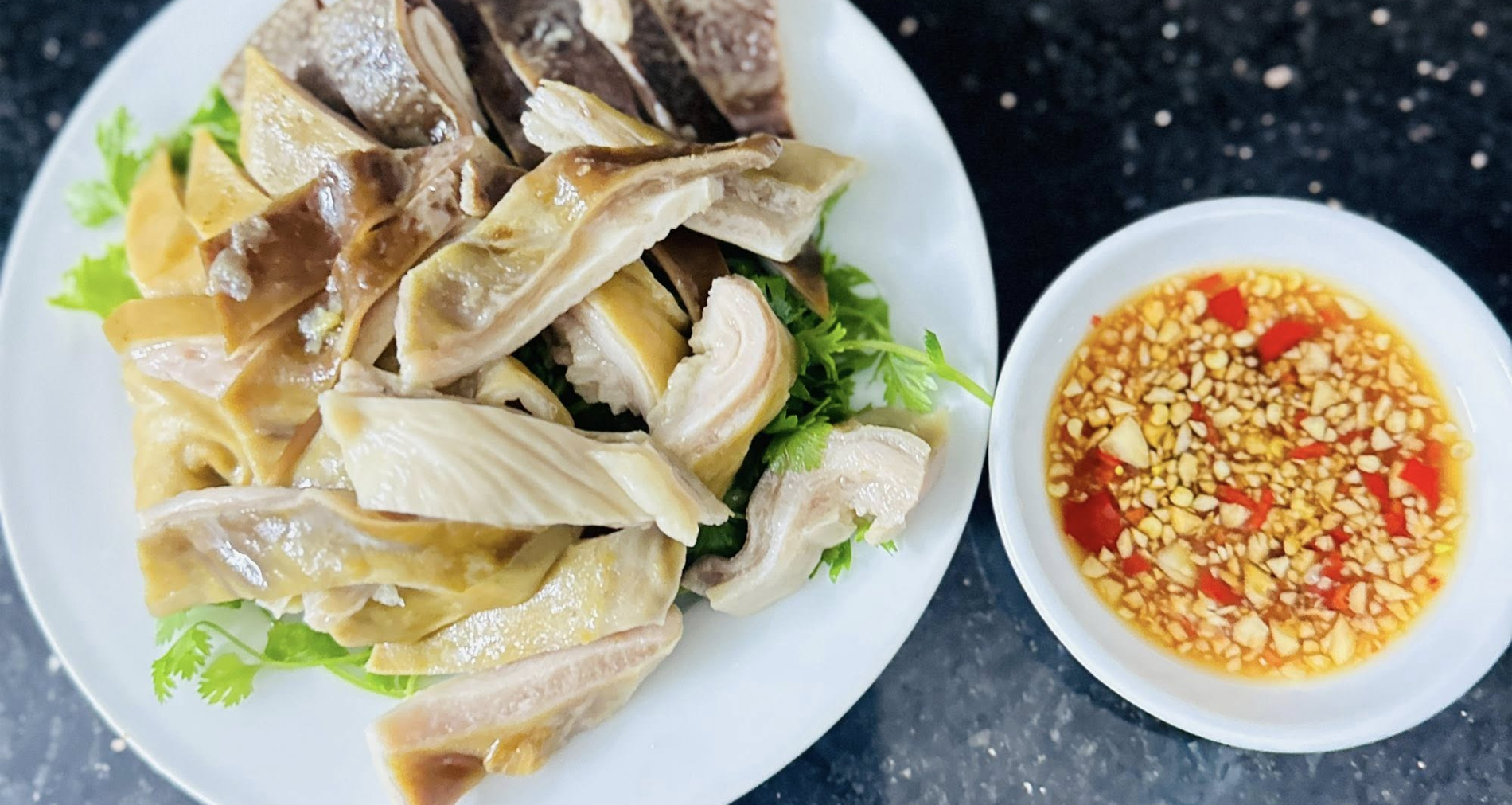 Bí quyết luộc dạ dày lợn trắng giòn trong bao lâu?
