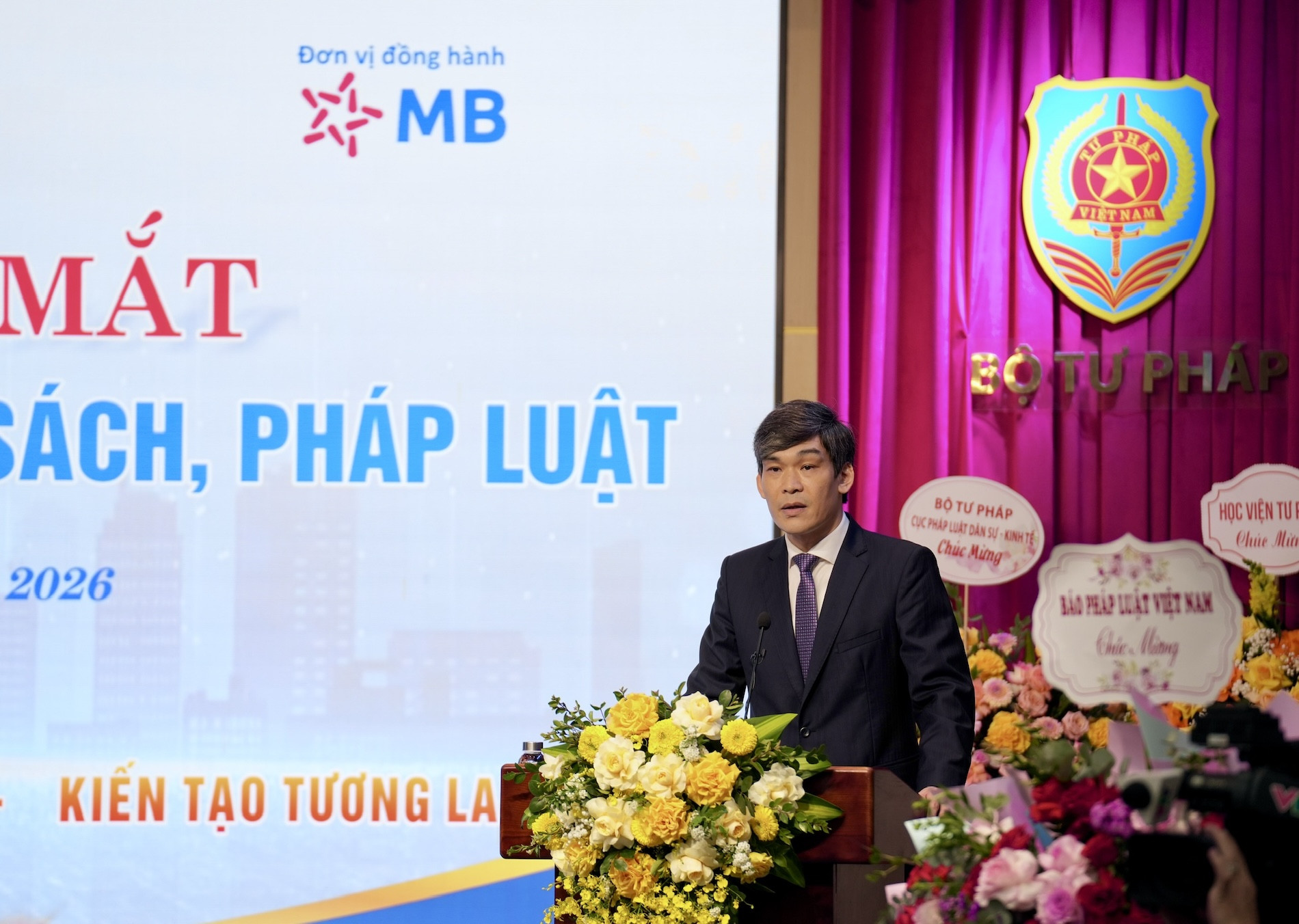 Ông Đặng Trần Anh Tuấn kêu gọi vận động cho Quỹ.jpg