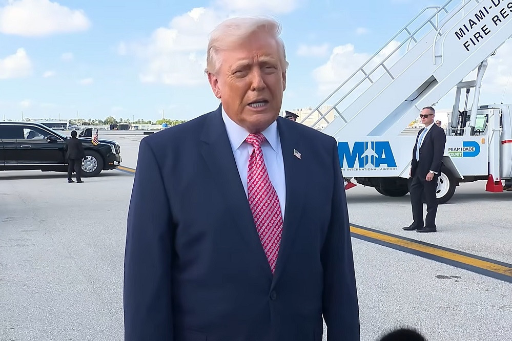 Ông Trump tính cắt giảm chi tiêu của Mỹ cho NATO