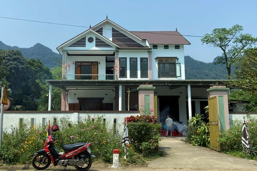  Thảm án sát hại tài xế taxi và mẹ vợ: Bố vợ được cứu nhưng đạn vẫn trong đầu 