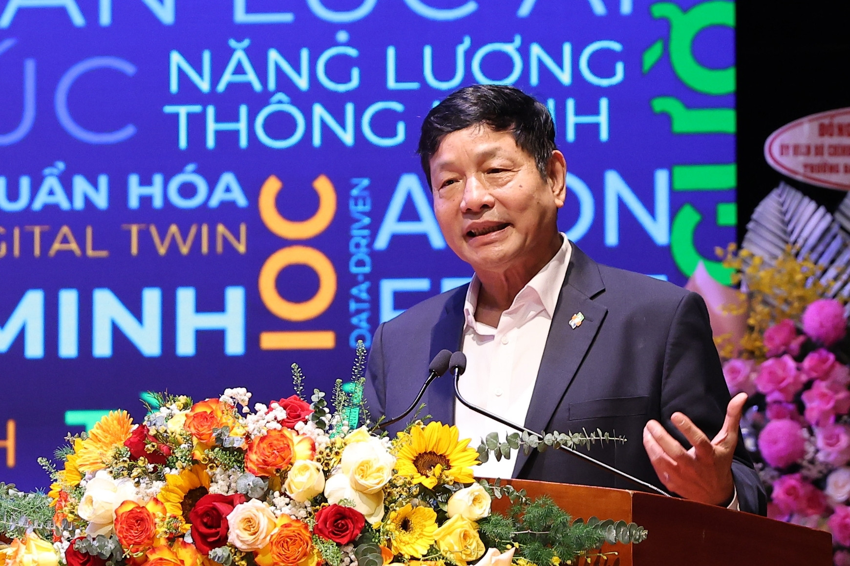 Chủ tịch FPT đề xuất đưa AI vào giảng dạy từ phổ thông đến đại học