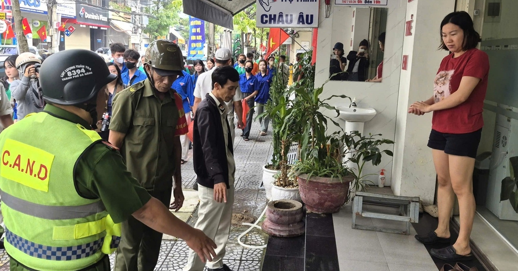 Đà Nẵng tổng lực lập lại trật tự vỉa hè, quyết không &amp;apos;đánh trống bỏ dùi&amp;apos;