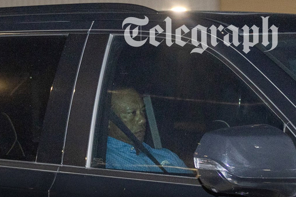 Tiger Woods canh sat.jpg