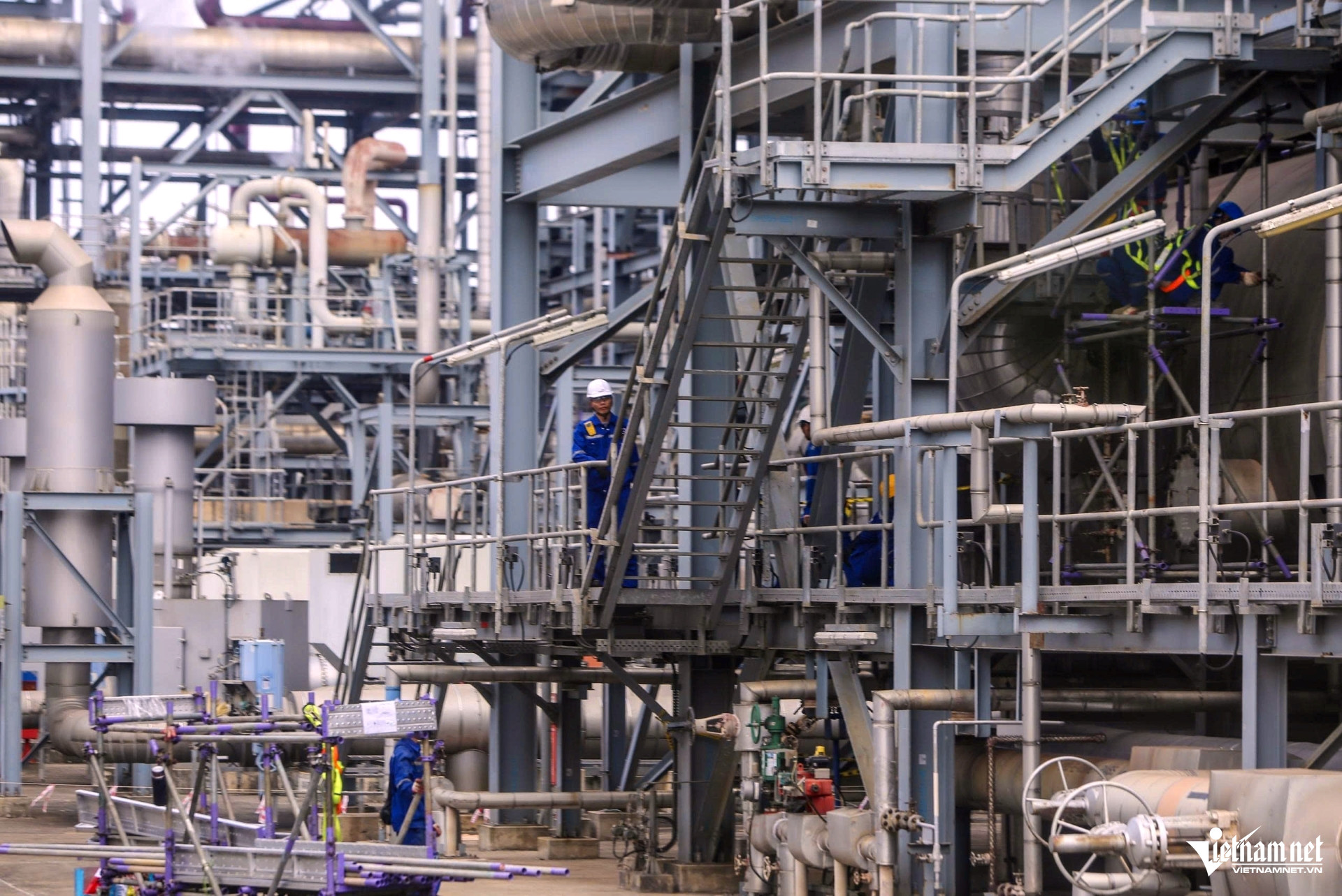 W-a3Những cỗ máy.jpg