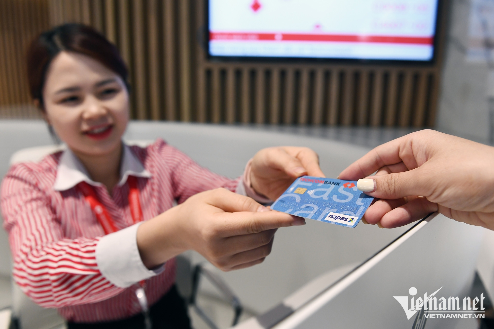 W-Techcombank (75).jpg