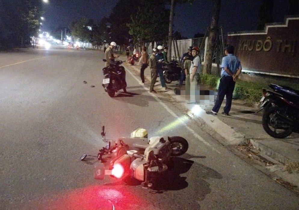 z7669103853588 f7598d18ce476d3b81ab92d593a235c9 335.jpg